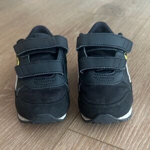 Puma Kids Black and Yellow Sneakers